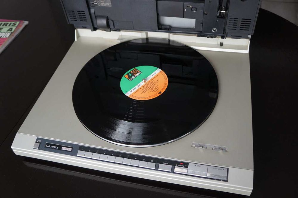 Грамофон Technics SL-QL15