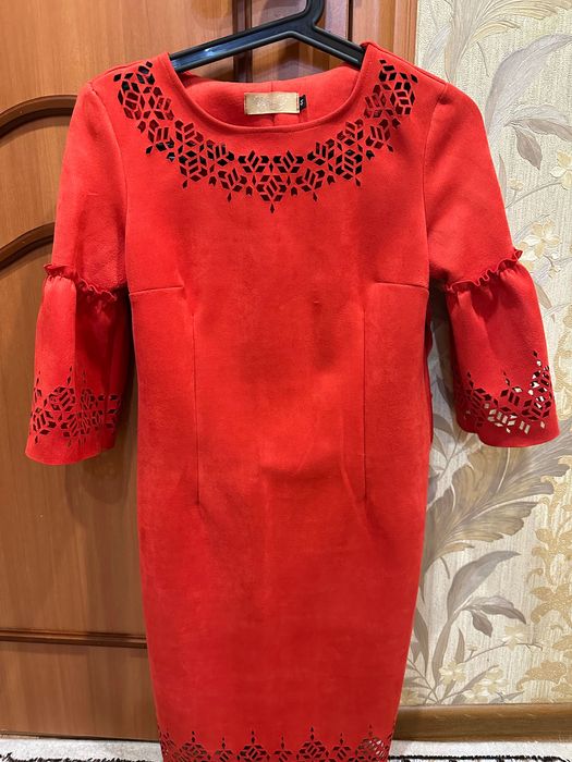 Продам платье. Одето один раз.