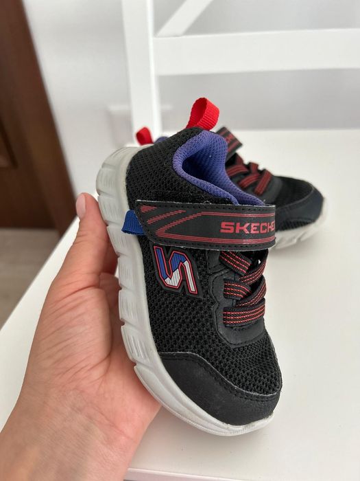 Adidasi Skeachers marime 22