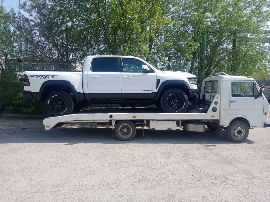 Услуги эвакуатора