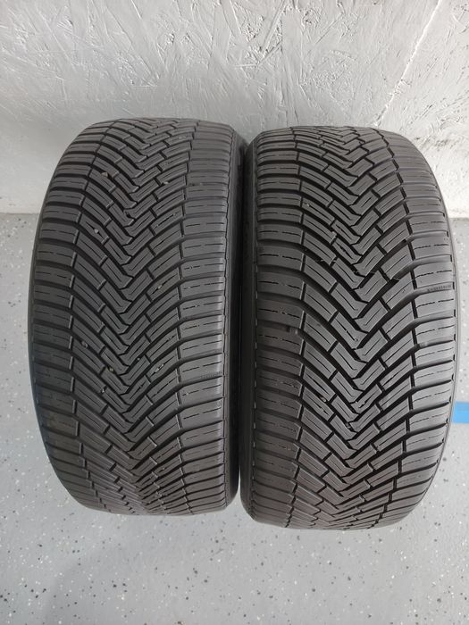 225.40.18 Continental All Season Second-hand