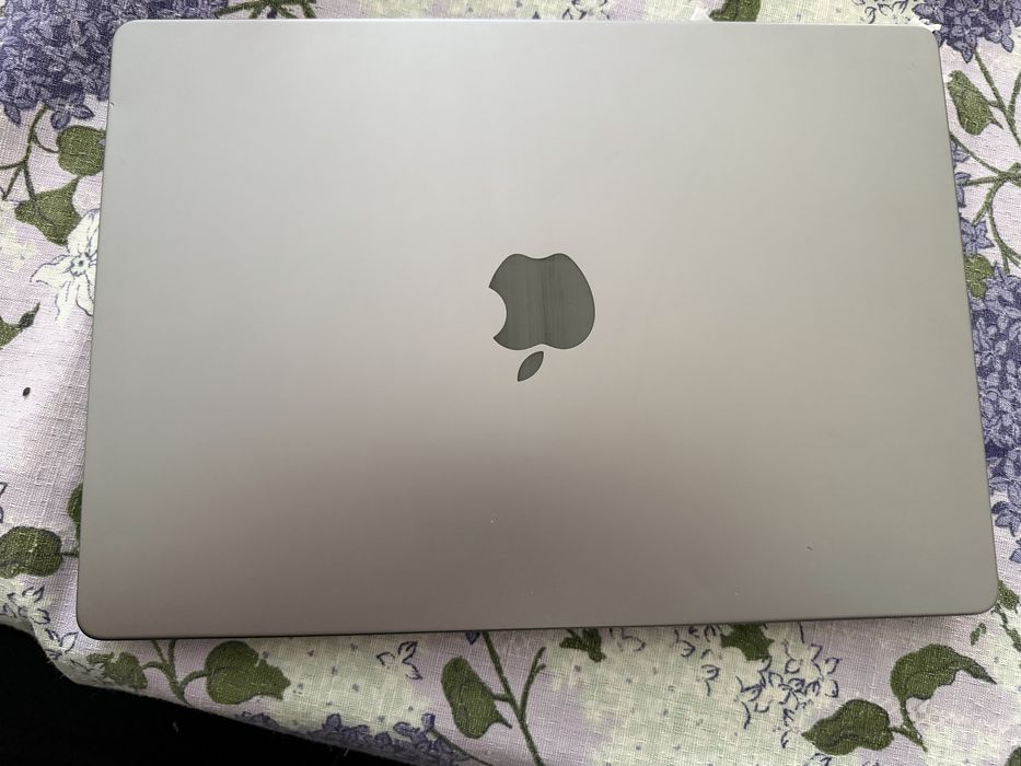 MacBook Pro 14 inch 2023
