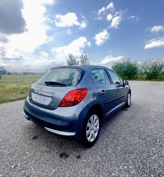 Peugeot 207 1.4 benzina