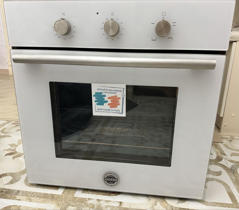 Индукционная плита Electrolux