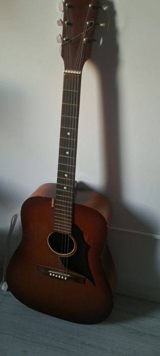 Chitara acustica vintage