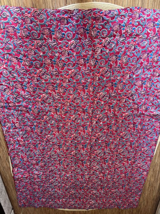 Срочно! Продам корпе (одеало) новые