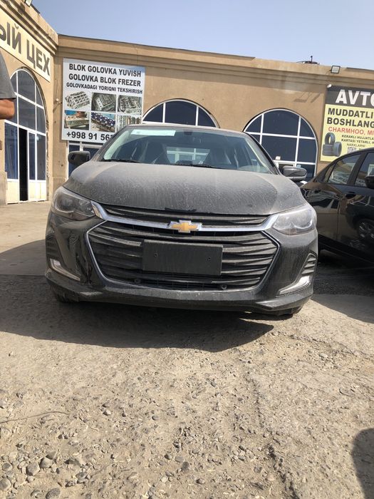 Chevrolet Onix 2023 — 2