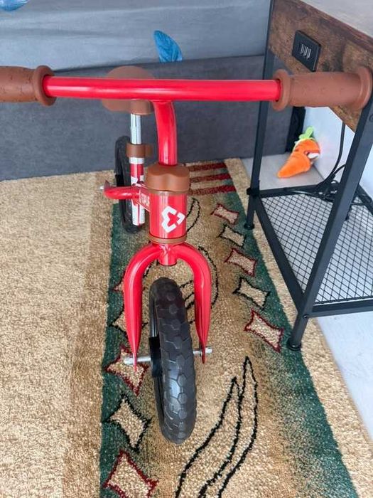 Bicicleta echilibru