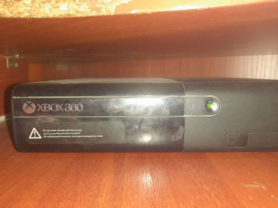 Xbox 360 2 хорошее состояние