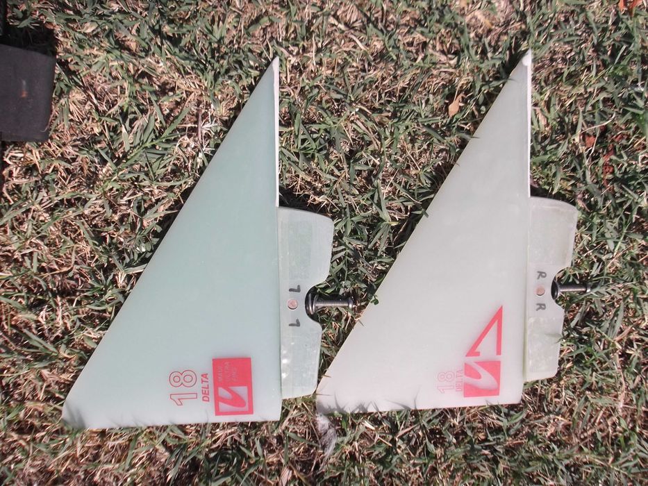 Дъска за уидсърф хайфлай с две финки