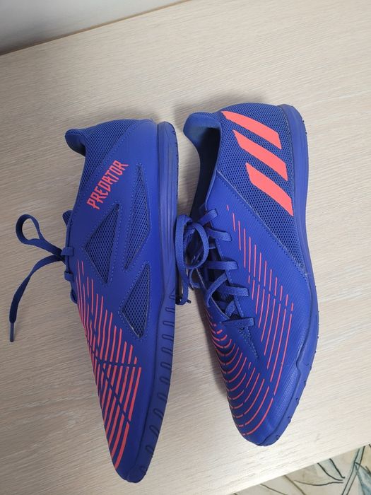 Adidasi predator, nr 46