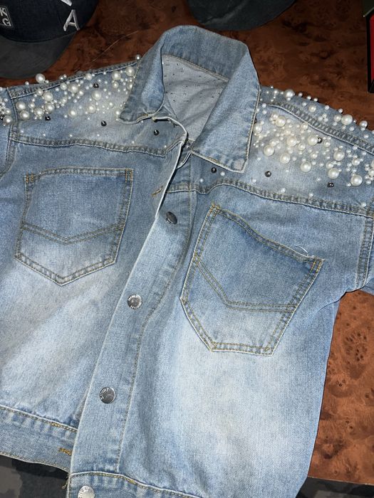 Джинсовка с бусинами