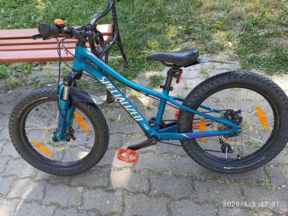 Bicicleta copii Specialized RipRock roți 20" X 2.8" pt 6 - 9 ani
