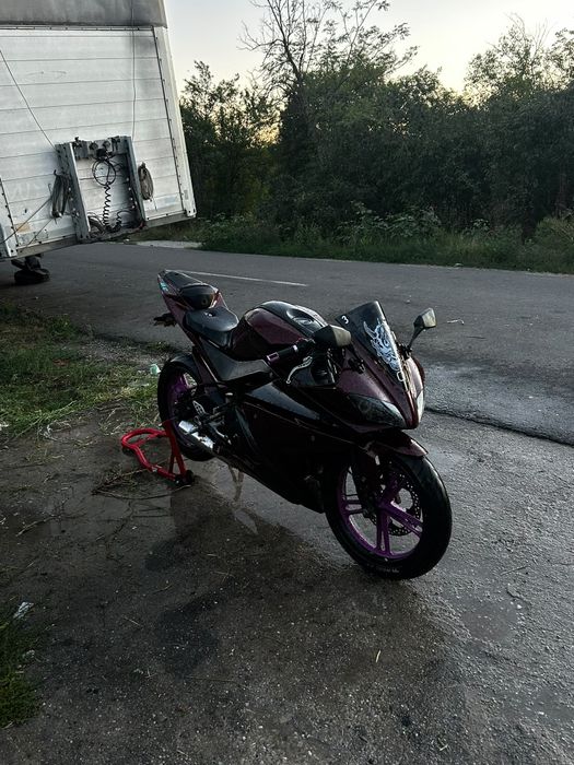 De vânzare yamaha yzf r125