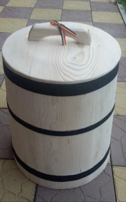 Putina/putini din lemn pentru alimente