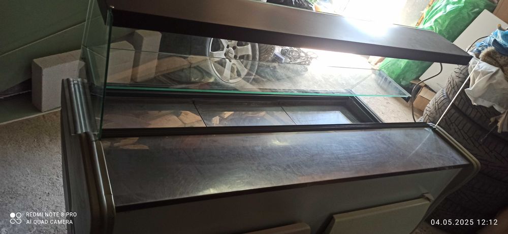 Холодильник витринный