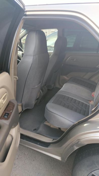Продам Toyota Harrier