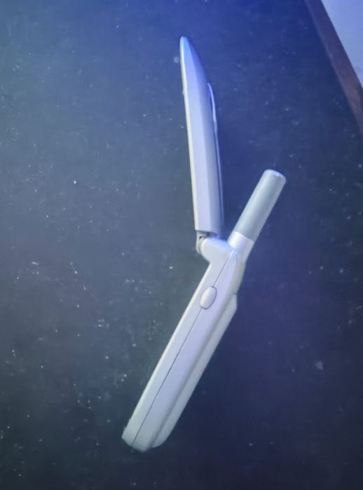 Motorola v66i + charger ( unlocked, baterie Nou nouță)