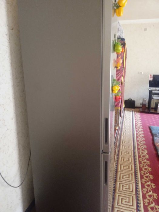 Samsung RB 37 Бренди катта Халадилник тезда сотилади. No Frost-Ваздушн