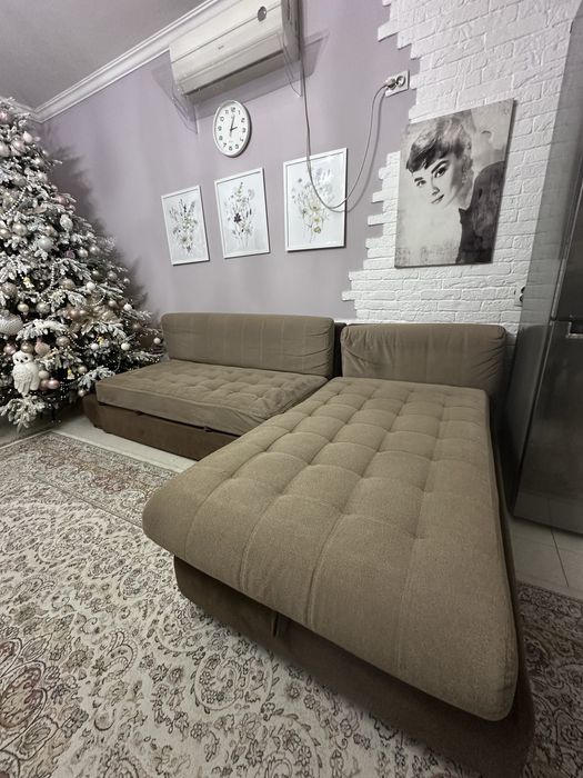 Продам диван-кровать с оттоманкой