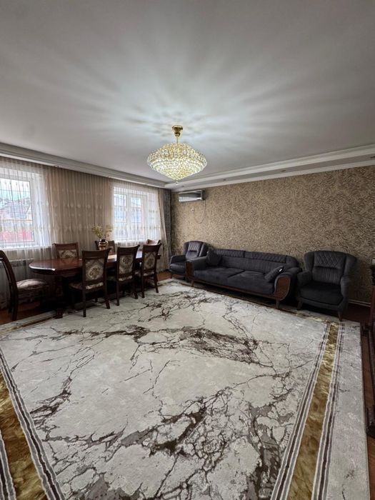 Срочно продается коитедж и мансардный дом