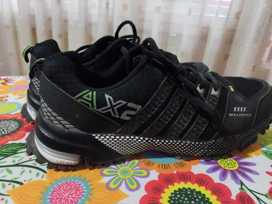 Маратанки за момче