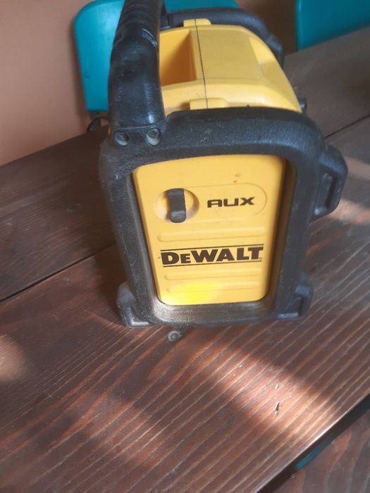 Radio de șantier Dewalt DCR 019