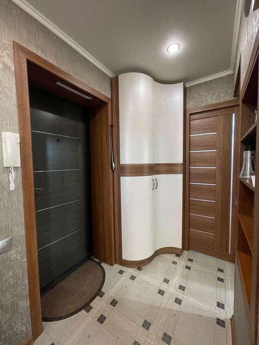 Продам 3-х комнатную квартиру