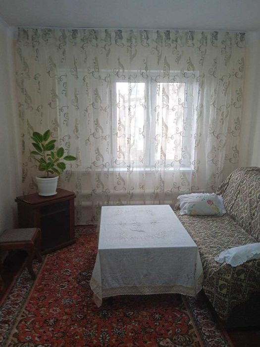 Продаётся квартира Чиланзар 25 квартал 1/4/4