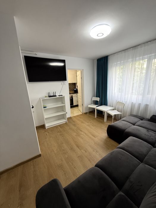 Inchiriez Garsoniera Centrala Aer Conditionat Propietar