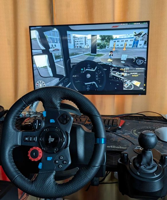 Logitech G29 + Schimbător Viteze Inclus | PC / PS4 / PS5 | Stare Foarte Bună
