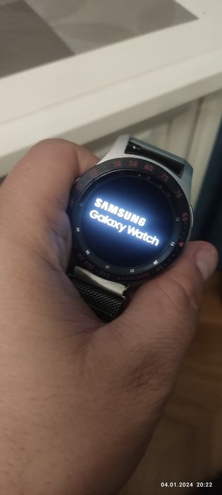 Продам часы Samsung wear s3 classic