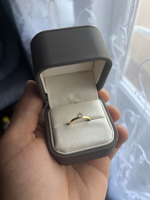 Inel de logodnă aur 18k cu diamant natural