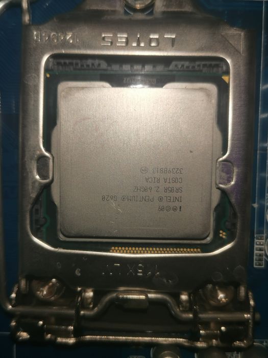 Материнская плата Gigabyte