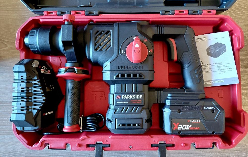 Комбиниран акумулаторен перфоратор Parkside Performance PKHAP 2058 A1  5.8 J  с батерия 8000Ah и зарядно 4.5А