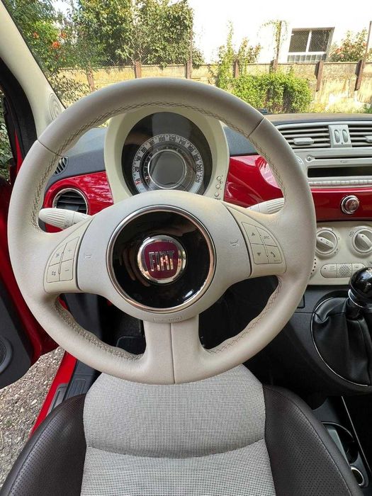 Vand Fiat 500 rosu decapotabil