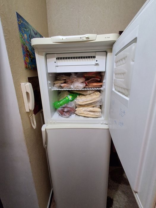 Продам холодильник