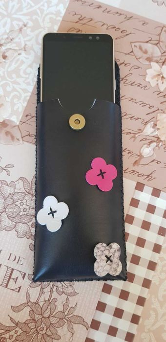 Калъфче ,естествена  кожа за смартфон Samsung S8,A8