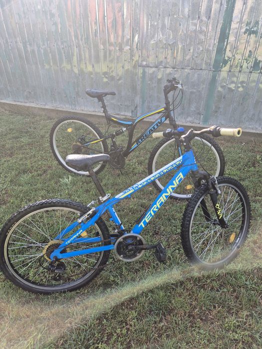 Vând două biciclete