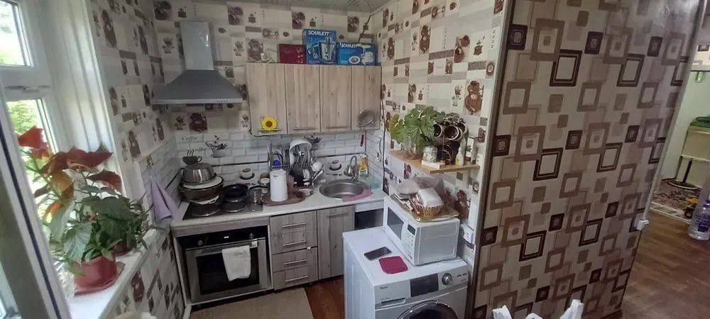 3/2/2. Спутник 6, Янгихает р. (Сергели). Дом деревянный. Квартира 52м²