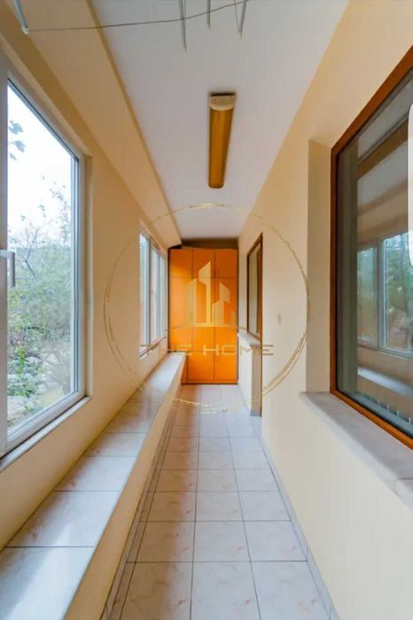 Дава се под наем Тристаен апартамент в Варна, Базар Левски - 65 кв.м за 550 € - Снимка #11