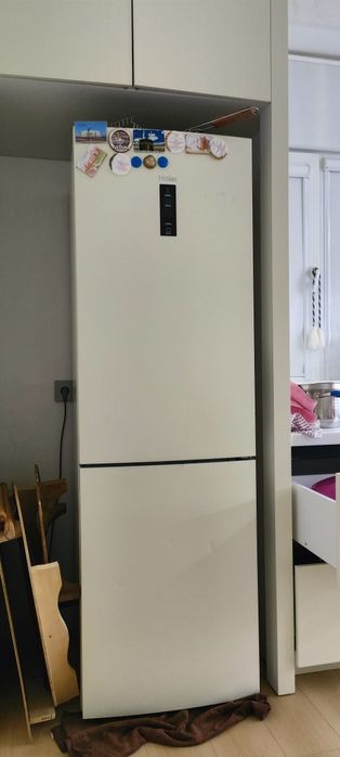 Холодилник сатылады