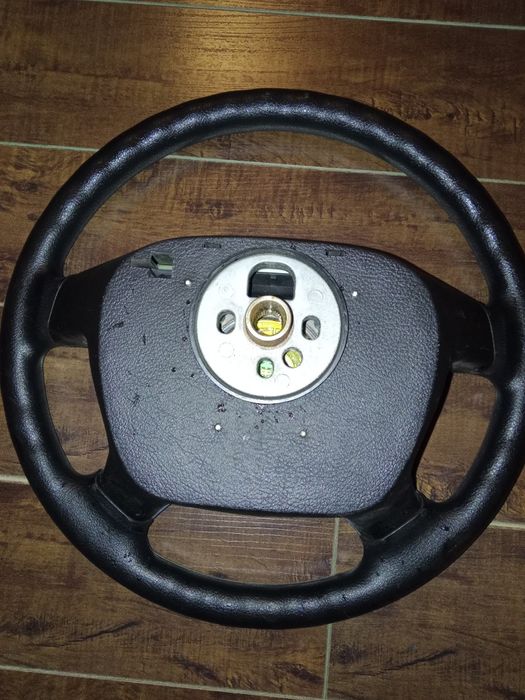 Продам новый руль nexia 3