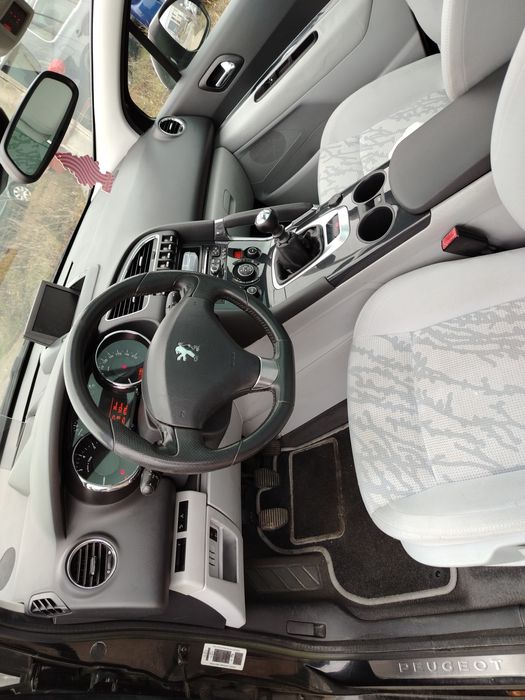 Peugeot 3008, an 2012