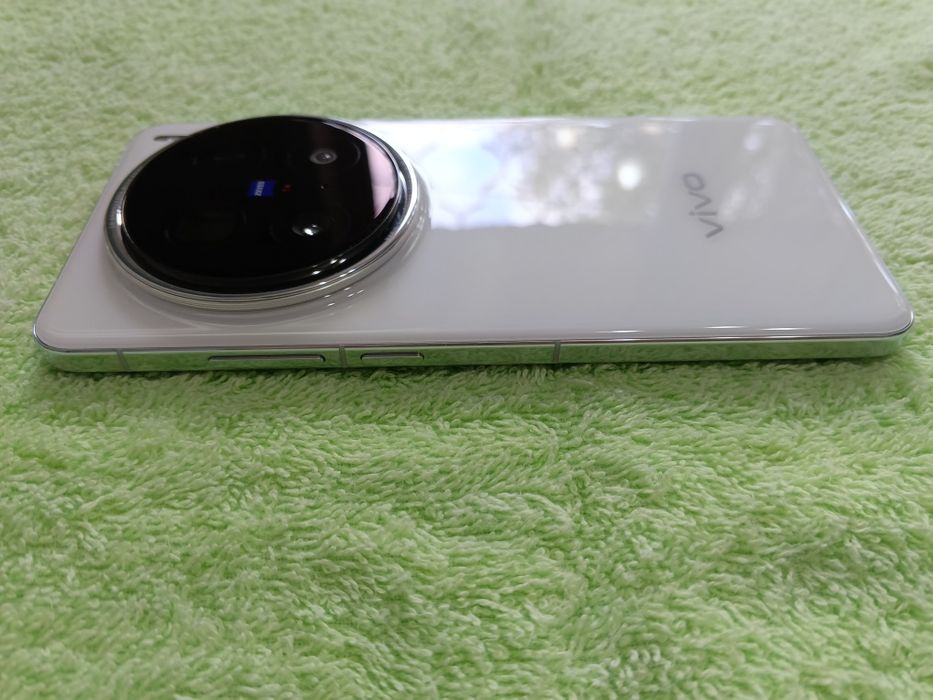 Vivo X200 Pro 5g 16+16/516 gb