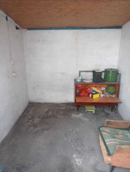 Продаётся гараж в центре города