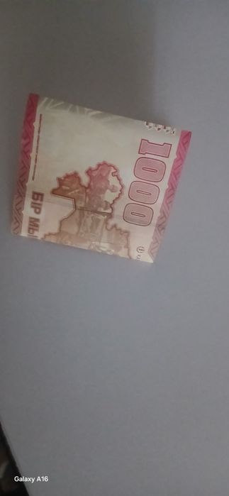 Продаю купюру за 2000 тысяч тенге