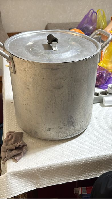 Кастрюля 30л алюминиевая.