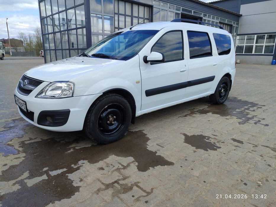 Ларгус продам в отличном сост.