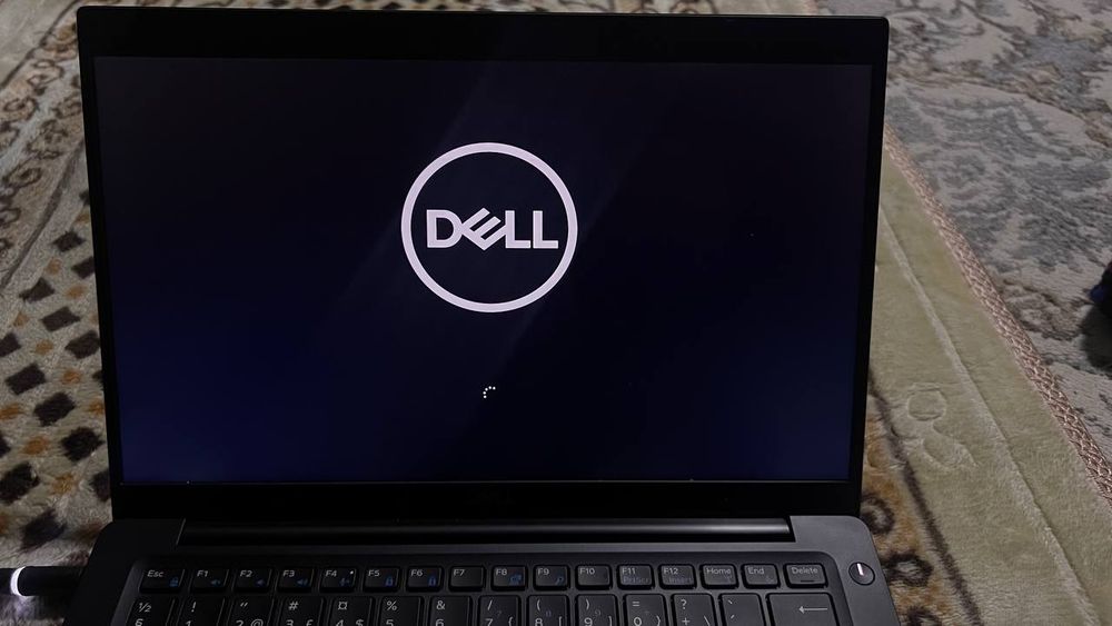 Noutbook Dell latitude 7300